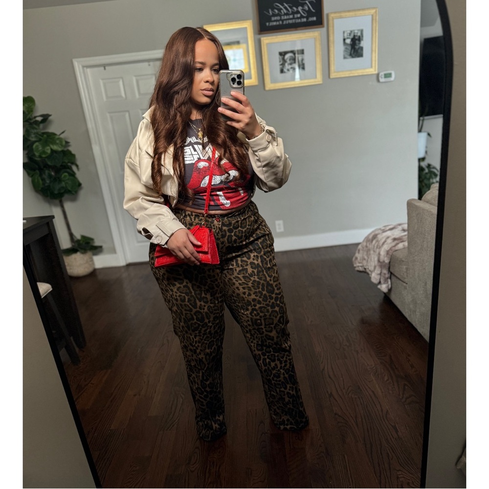 Plus size leopard print jeans